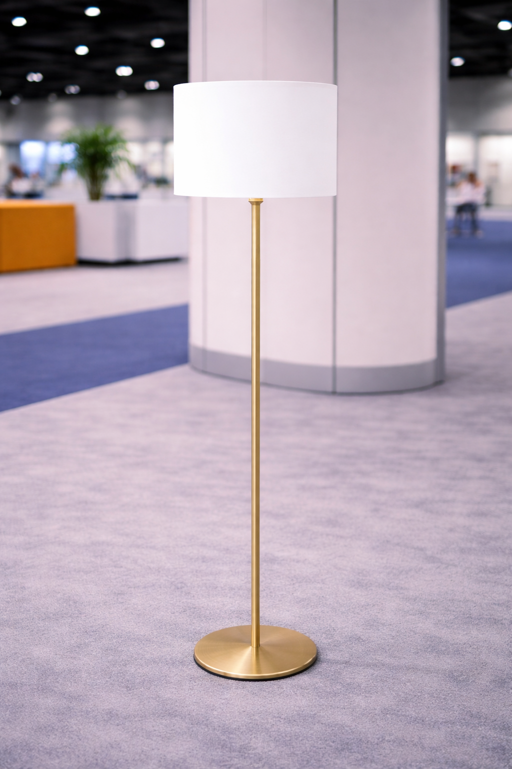 Gold floor lamp for events
